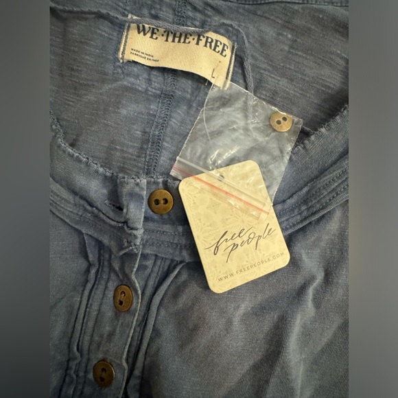 NWT! Free People long sleeve tee - Picture 2 of 5